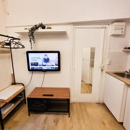 Exigehome-versailles A 2 Pas Du Chateau Apartment